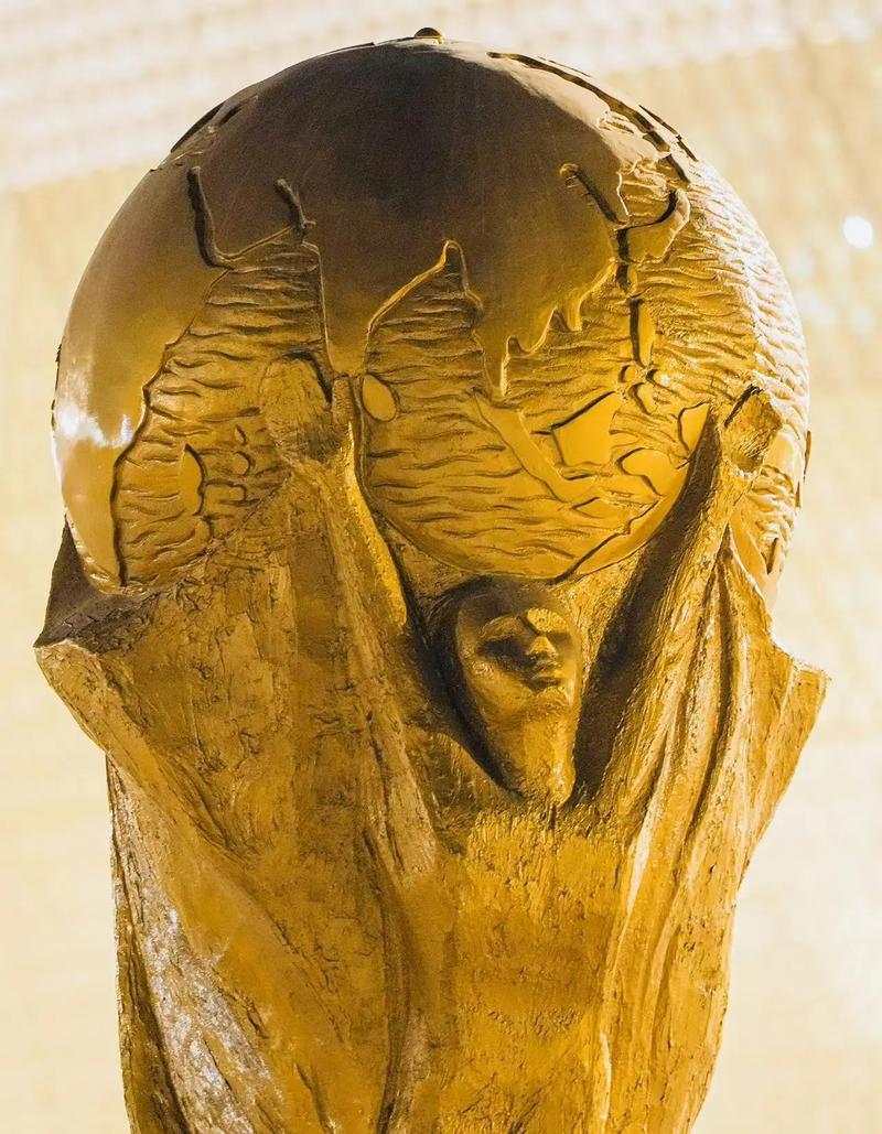 安装足球比分查询应用